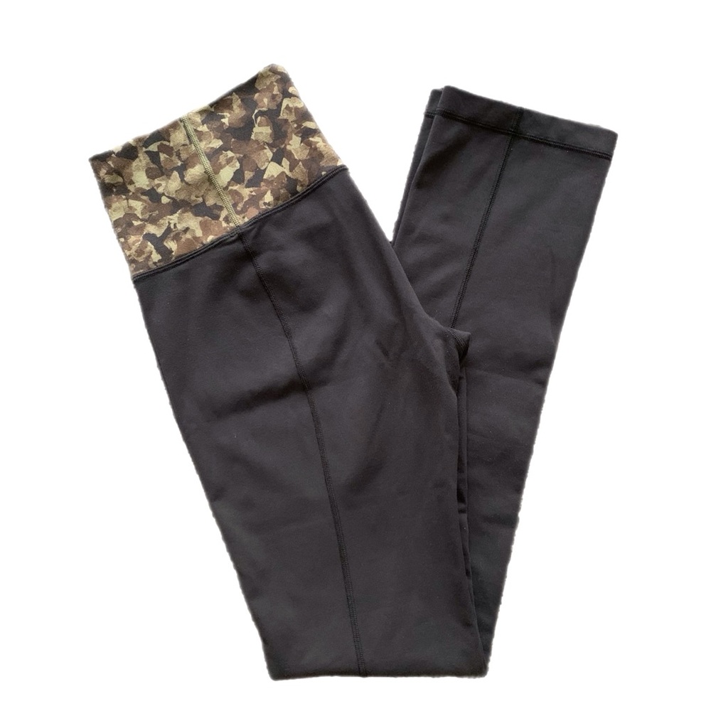 Lululemon Skinny Groove Pant II
*Full-On Luon (Roll Down) - Picture 8 of 11
